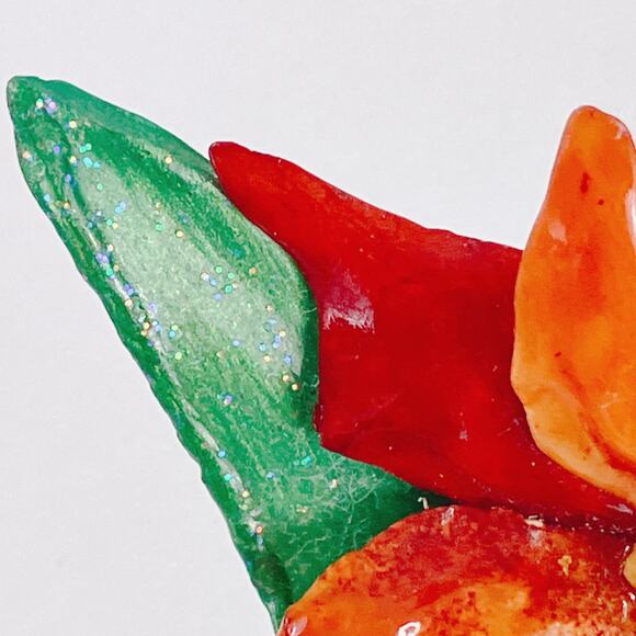 Vintage Resin Poinsettia Christmas Flower Holiday Brooch Abstract Festive Pin - Picture 7 of 11